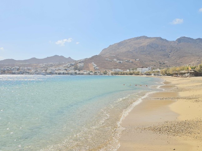 Livadi beach serifos