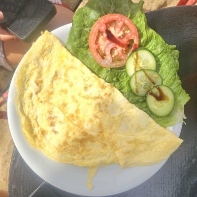 serifos omelette salad